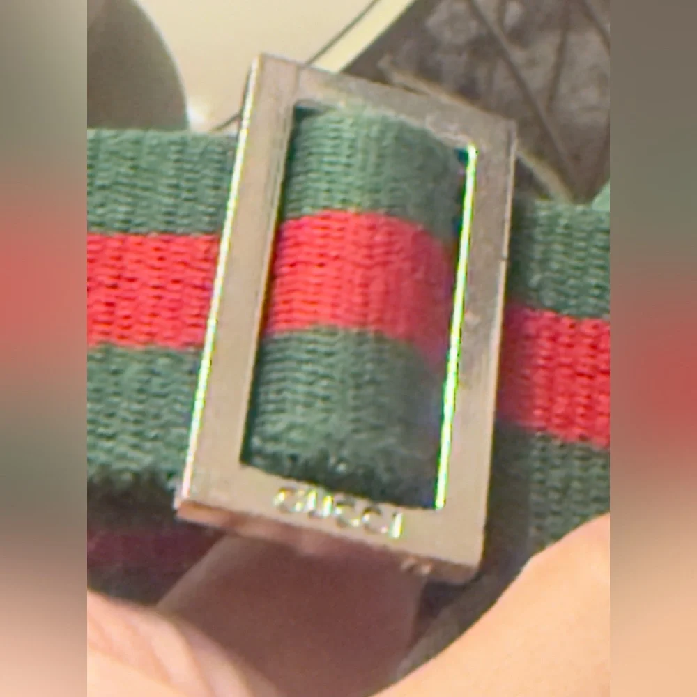 Gucci Tan Messenger Bag with Green and Red Strap - Picture 14 of 14